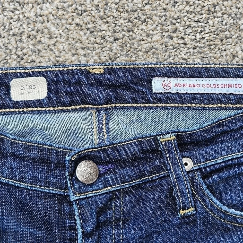AG Adriano Goldschmied The Kiss Slim Straight Jeans Medium Wash Low Rise Sz 30R